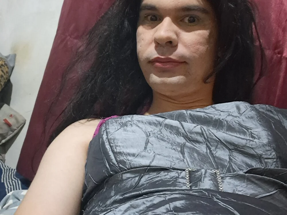 Leticiarudnickn Offline XXX chat