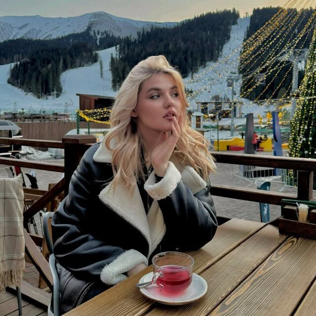 MiaCuteMeow cam model