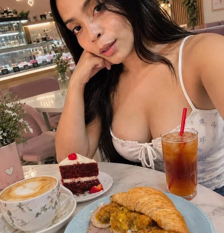 SaraSmiith21 Chat XXX offline