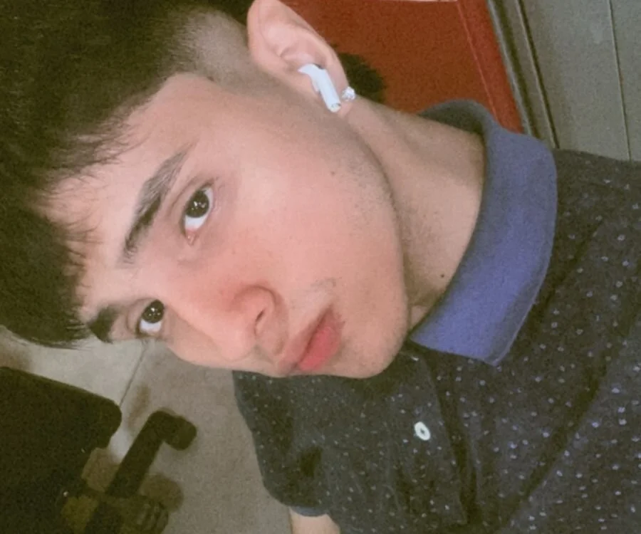 Offline XXX chat Elioth_18