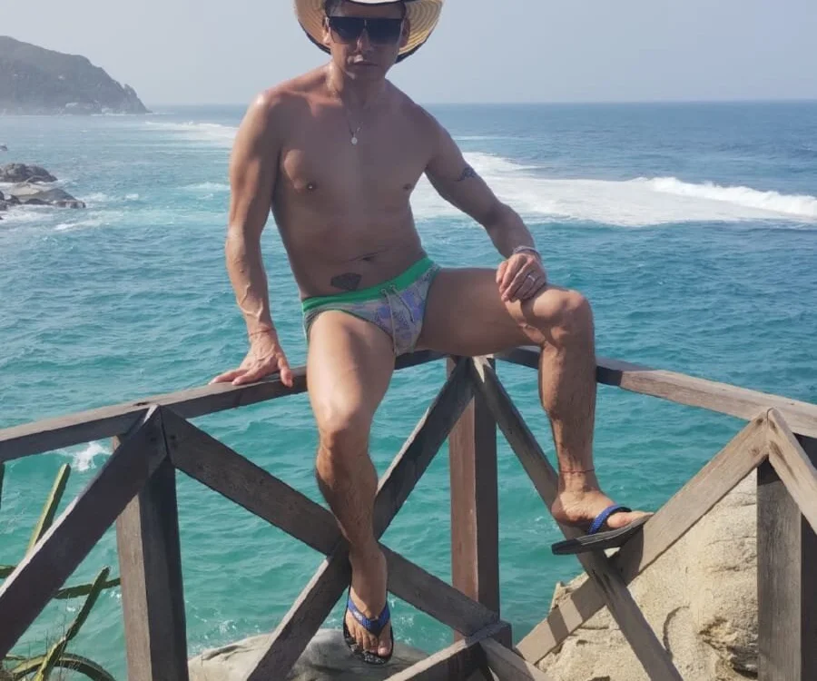 Andrey_latinboy offline chatrum