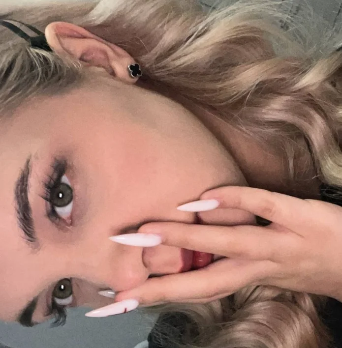 Lunavirexiall Chat XXX offline