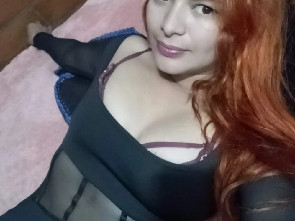 Chat XXX offline de Charlotte_horneySg