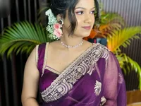 falgunidas58439's Live XXX Chat