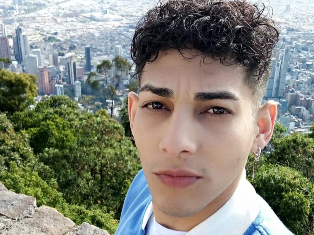 Dirtymatthew 离线XXX聊天