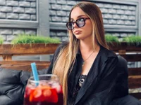 AlicaLOVEalisa777's webcam live show