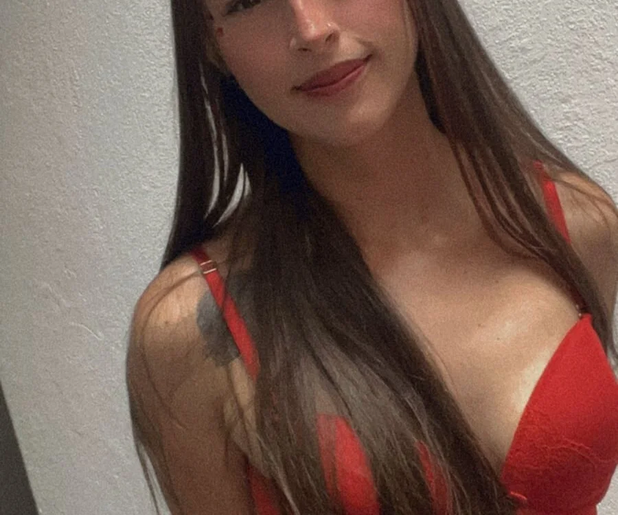 Aleska_James' Offline XXX Chat