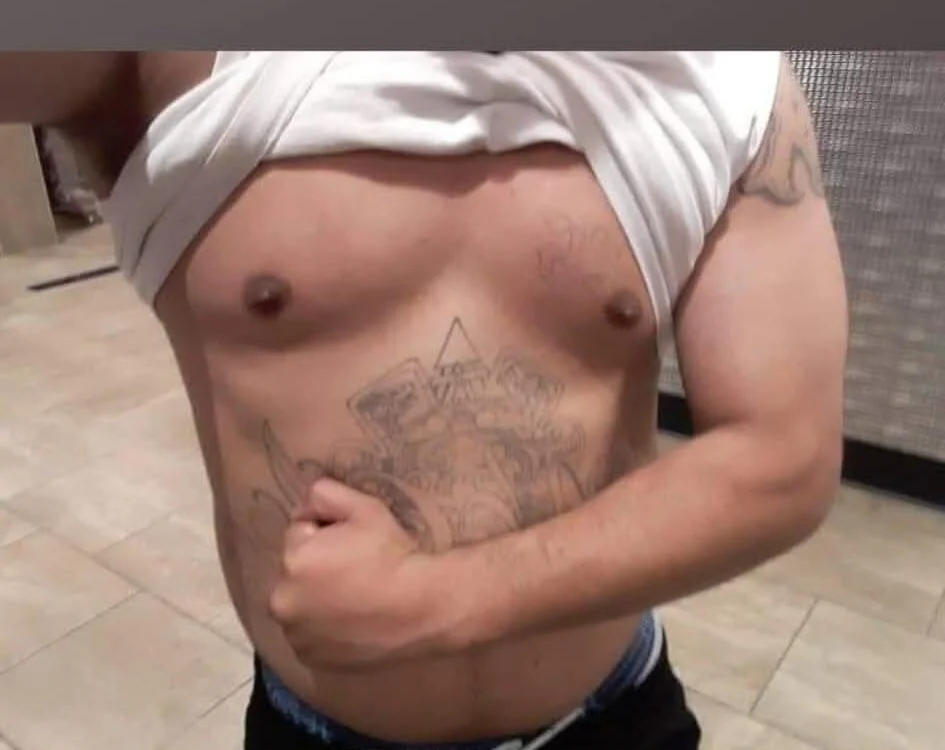 Throbbing_Cock67's Offline XXX Chat