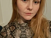 Stefania_easy2please's webcam live show