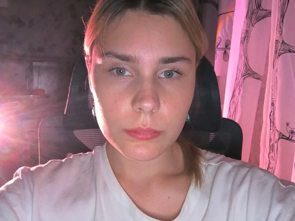 Offline chatovací místnost LisaBarkley