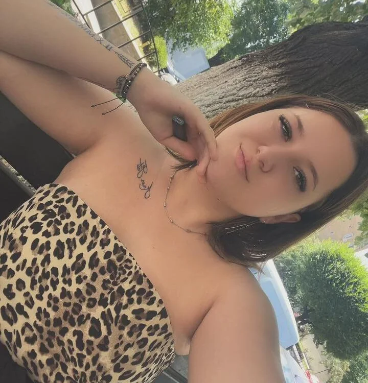 Jasmine_Donovan offline chatrum