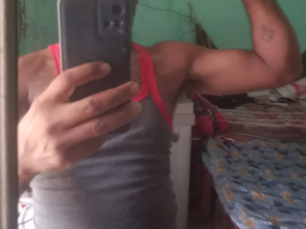 ssanjujohn offline XXX-chatje