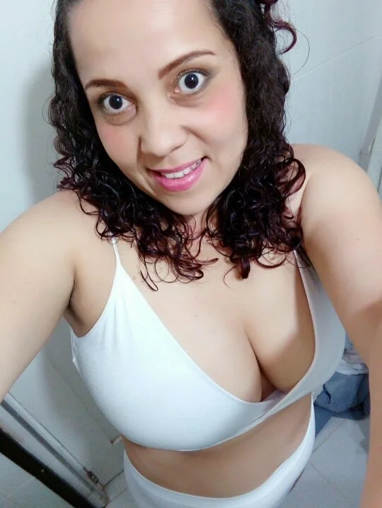 غرفة دردشة candy_milff دون اتصال