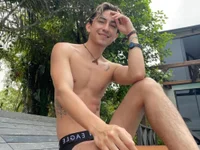 Модель sweettaaron01