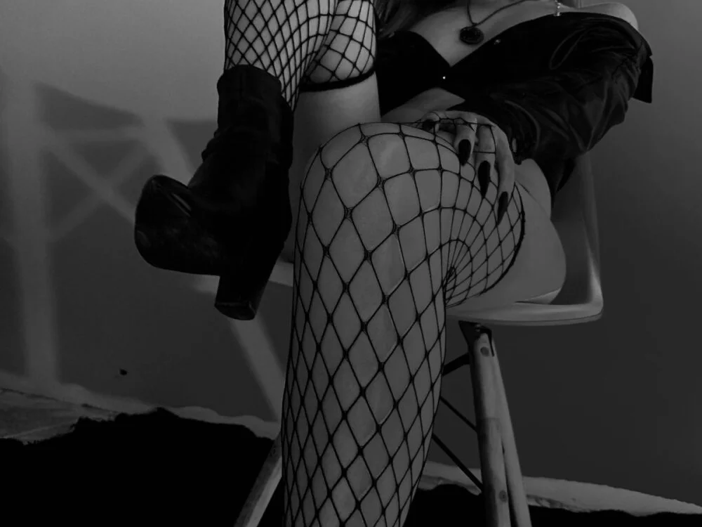 Mazikeen_1 Offline XXX-Chat