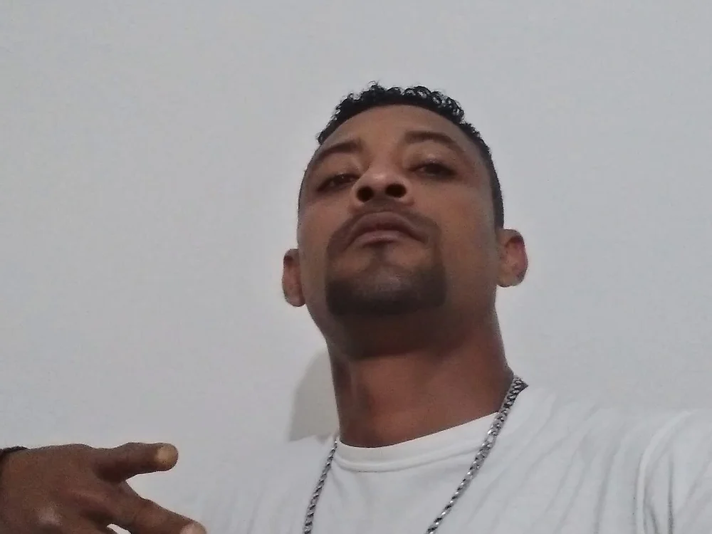morenochocolate777 Offline Chatraum