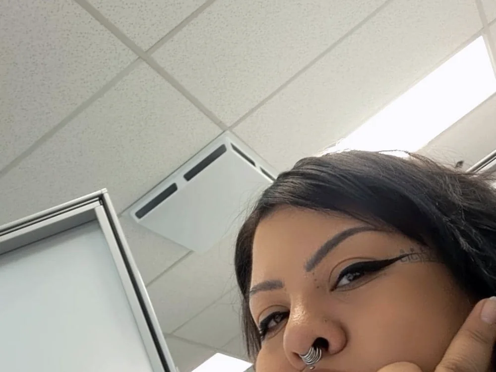 dysterdays: συνομιλία ΧΧΧ εκτός σύνδεσης