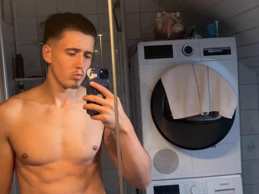 alenbaje2 offline XXX-chat
