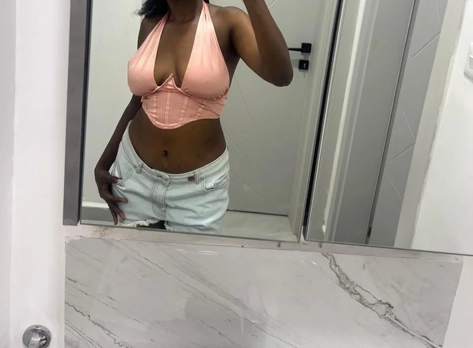 SavageQue2 cover photo