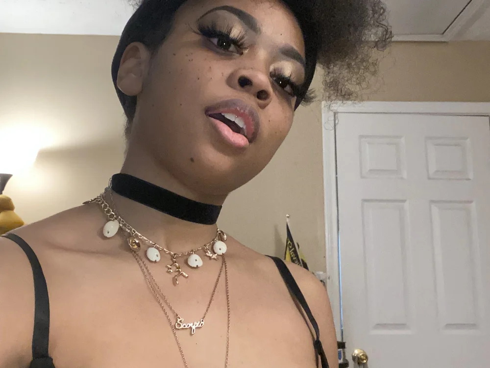 dyllon20's Offline Chat Room