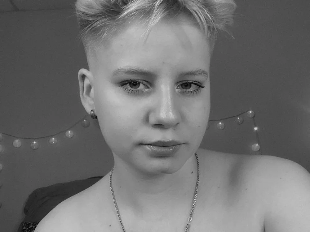 MissKrisWine offline chatrum