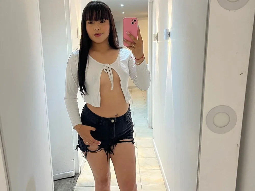 Amelia_Velle offline chatrum