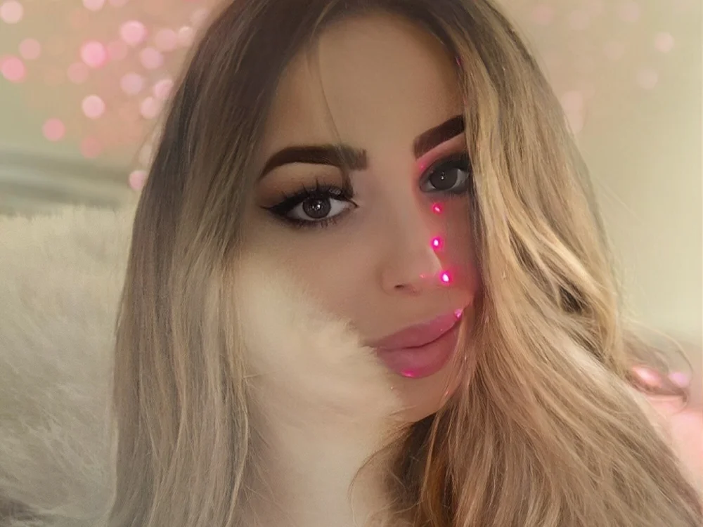 LadyBBB's Offline Chat Room