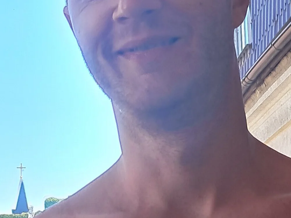 Chatroom XXX hors ligne de Akunamatata321