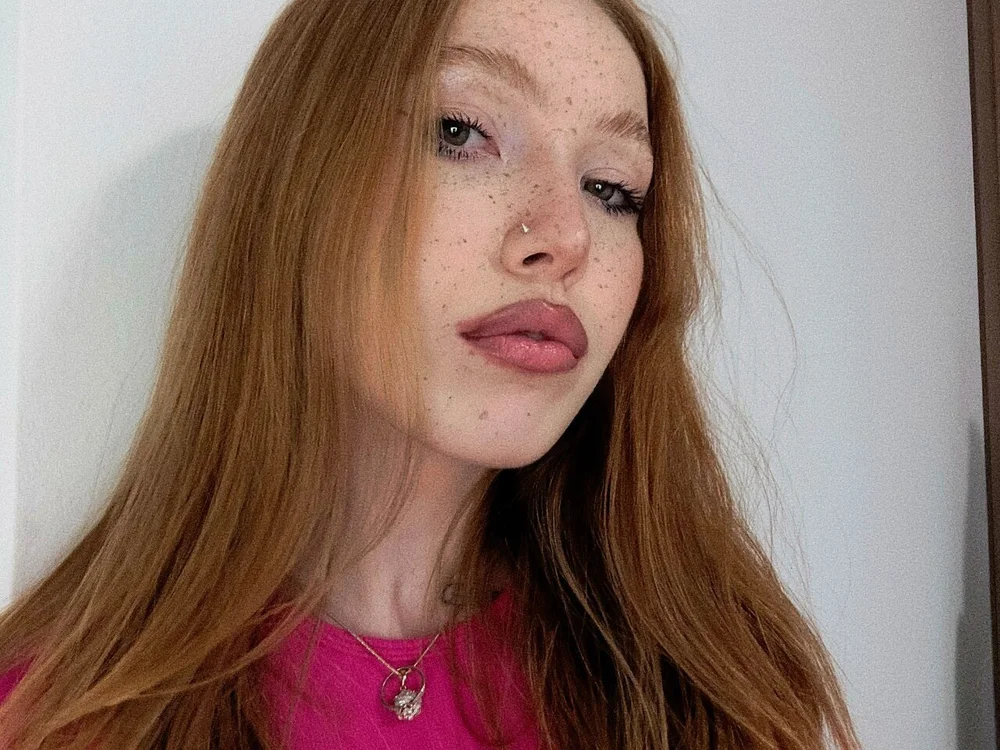 EsterColeman's Offline XXX Chat