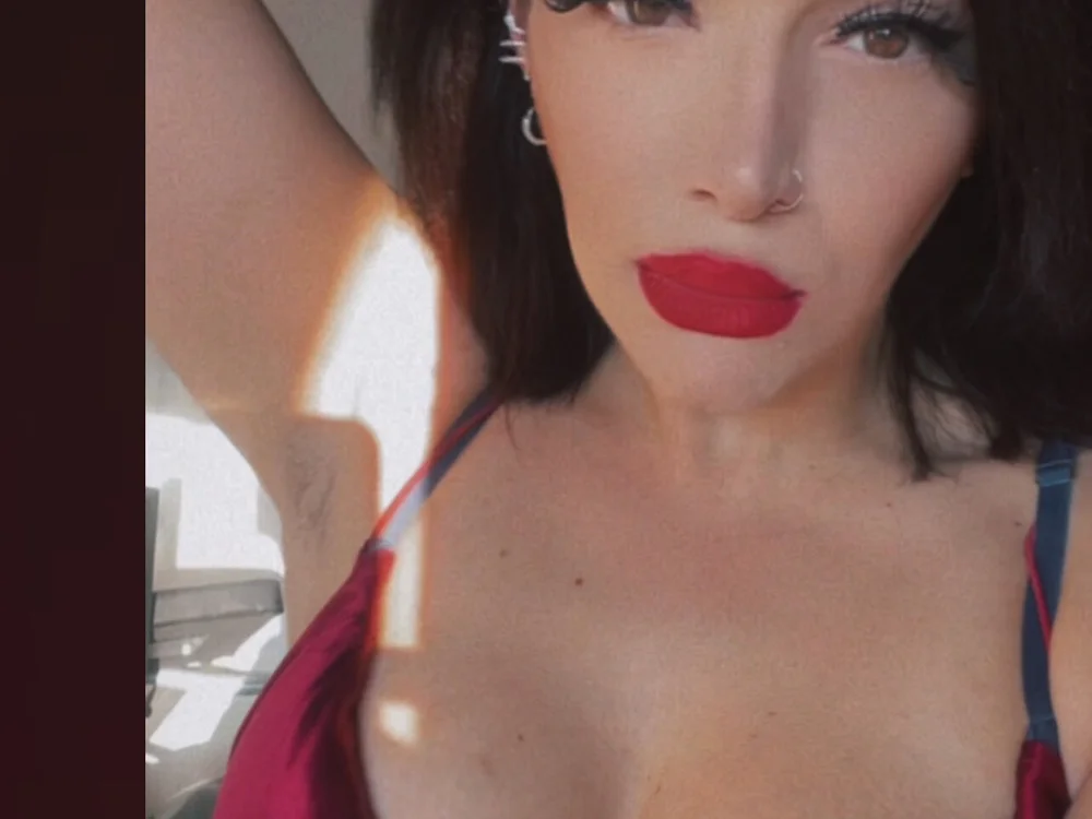 judiesaladd's Offline XXX Chat