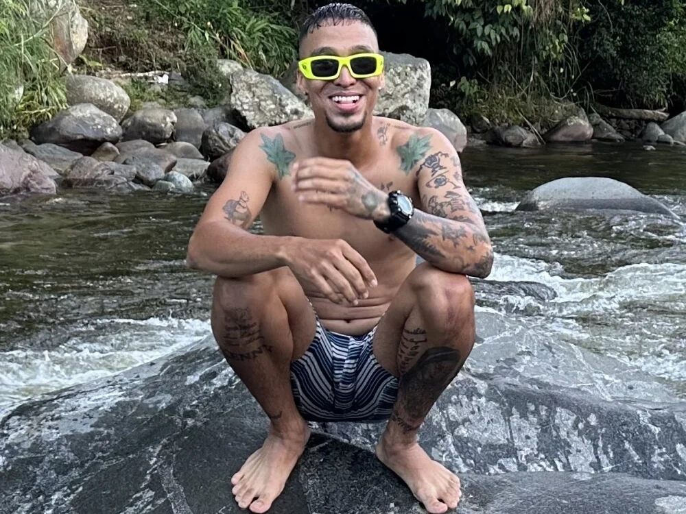 Kennerboy_'s Offline XXX Chat