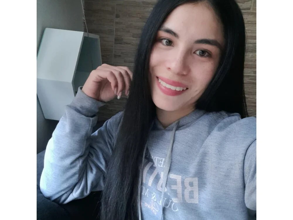 sasha_jonne: συνομιλία ΧΧΧ εκτός σύνδεσης