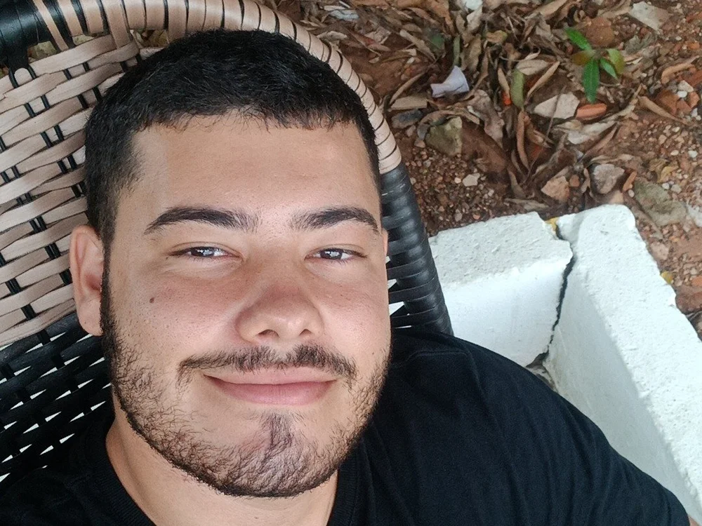 vinihModel's Offline Chat Room