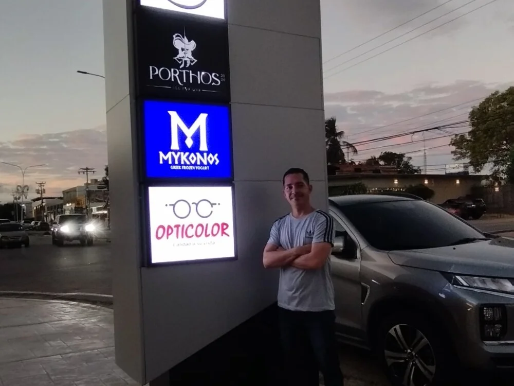 Logan-hetero Offline XXX-chat