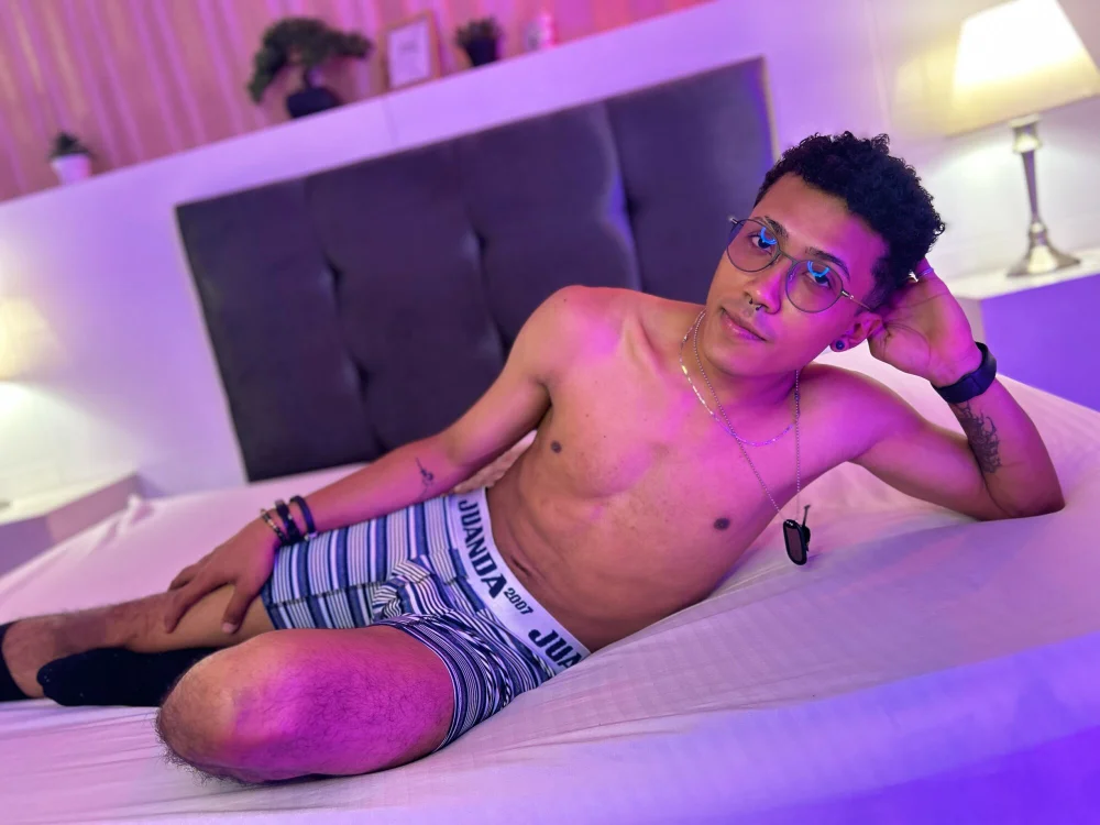 Chat +18 off-line de Kall_Ell_