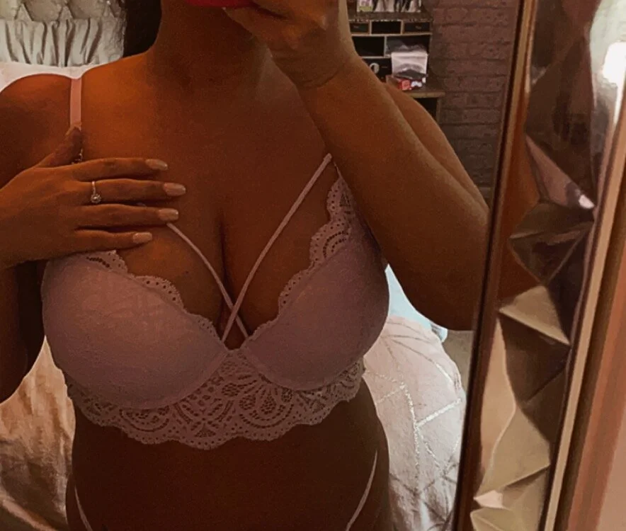 milamilf10's Offline XXX Chat