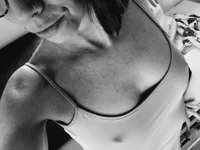 Nlixxx's webcam live show