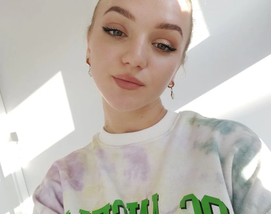 LittleCuteBee offline chatrum