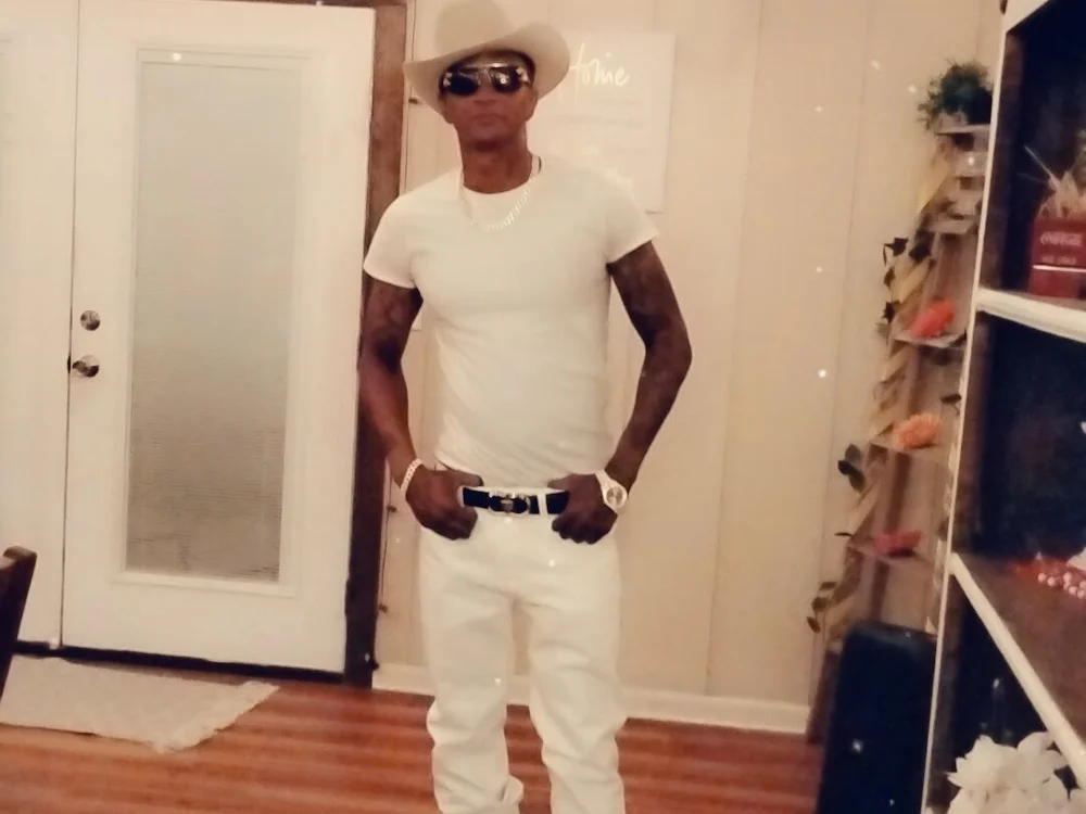 DestinedBuilder37 Offline XXX Chat