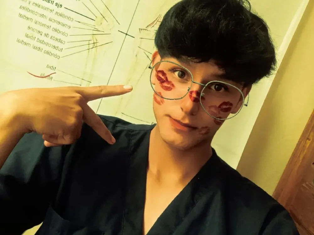 chico_pollaa Obrolan XXX Offline