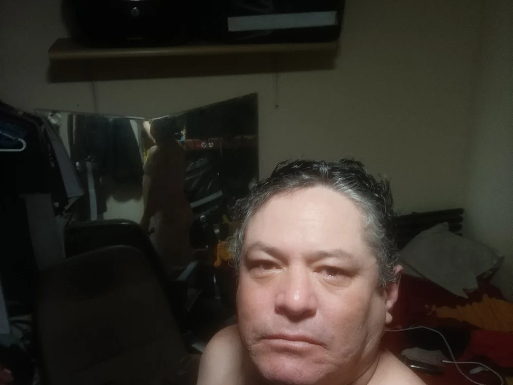 miercoles47's Offline Chat Room