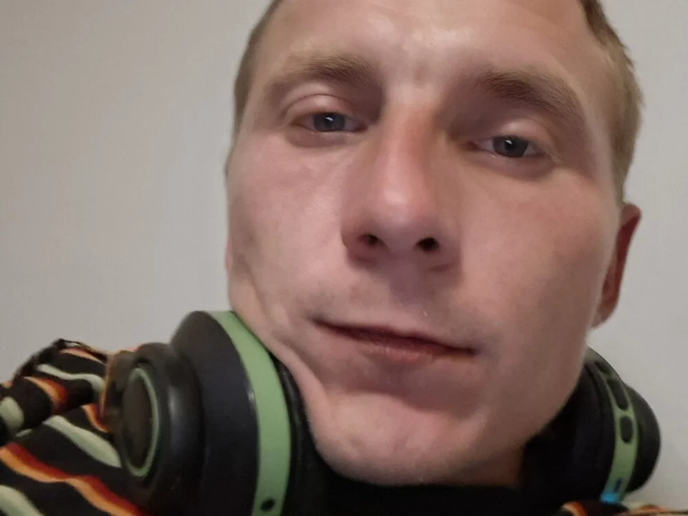 Chatroom XXX hors ligne de Ignbhmvn