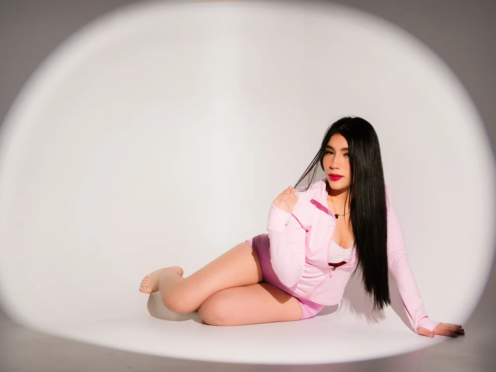 ZoeyKim offline XXX-chat