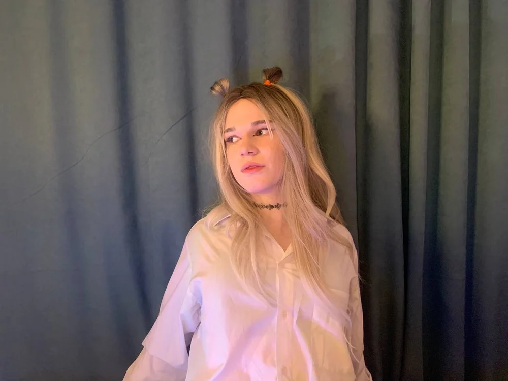 AbbyBell's Offline Chat Room