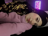 chaymae_nah_ élő XXX-chatje