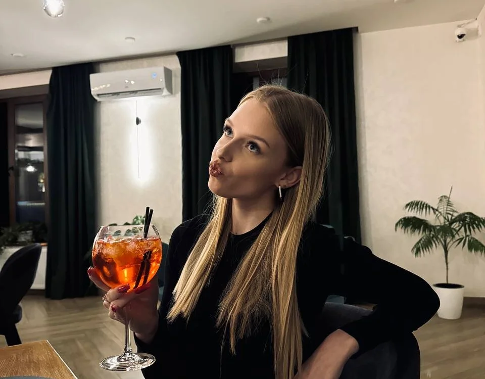 AnnNorriss' Offline XXX Chat