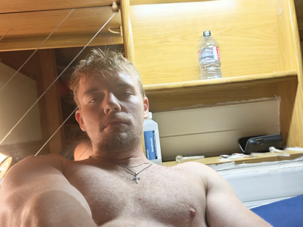 Realreaxtionsn Offline XXX chat
