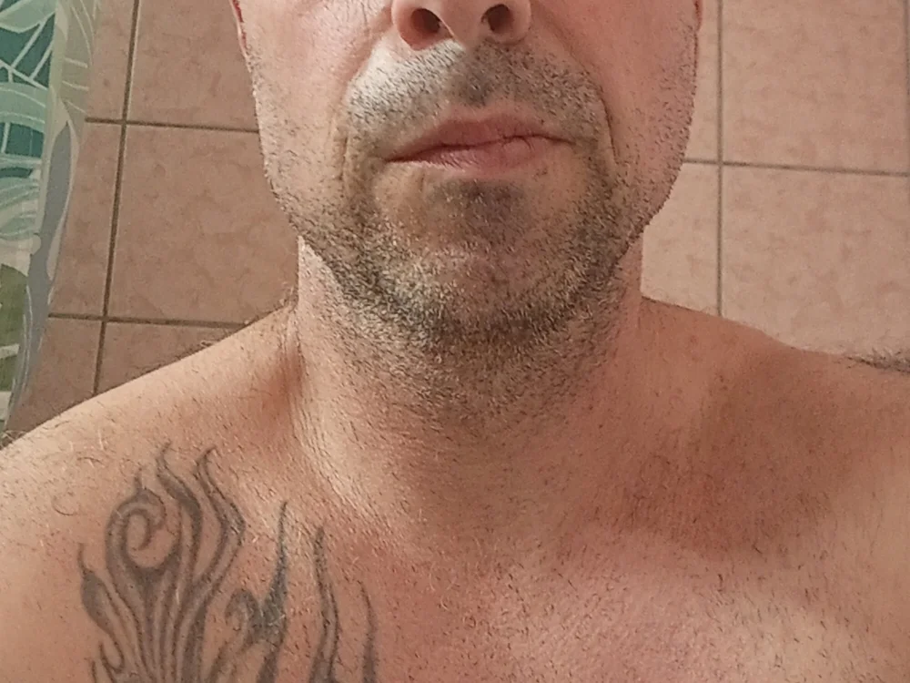 Nowy111のオフラインXXXチャット