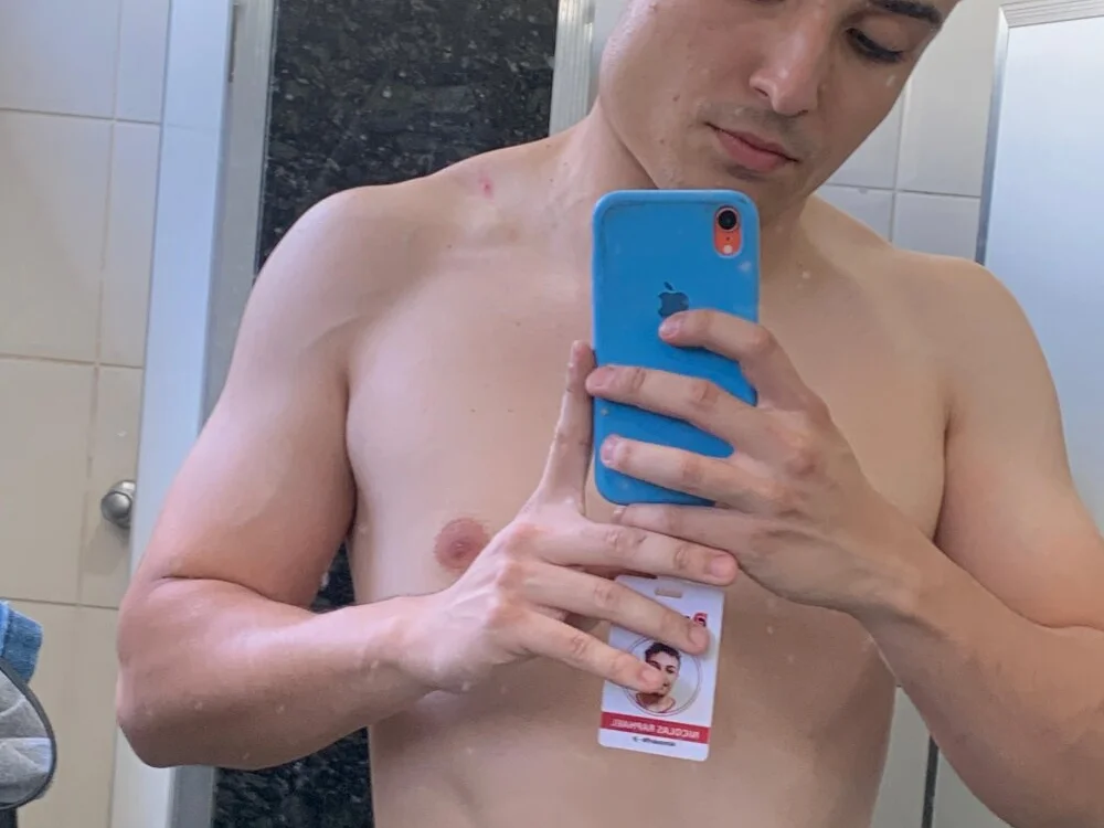 Chat +18 off-line de callmeyourcrush