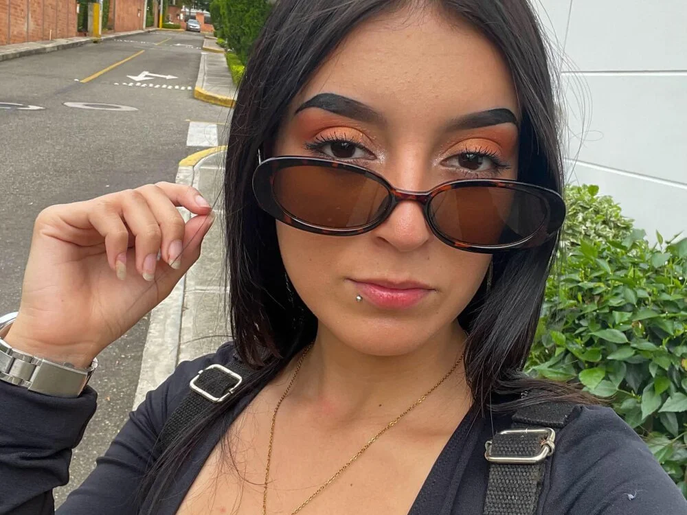 دردشة Saylor_cassie الجنسية دون اتصال